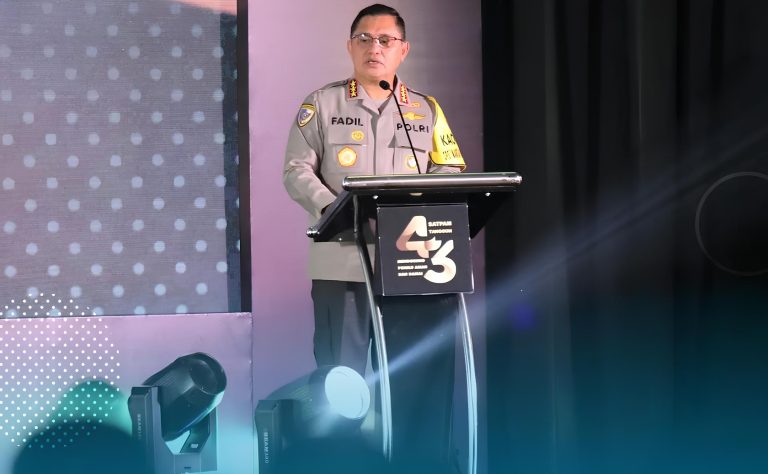 Hadiri Seminar Nasional HUT Satpam ke-43, Kabaharkam :  Satpam Tangguh Mendukung Pemilu Damai