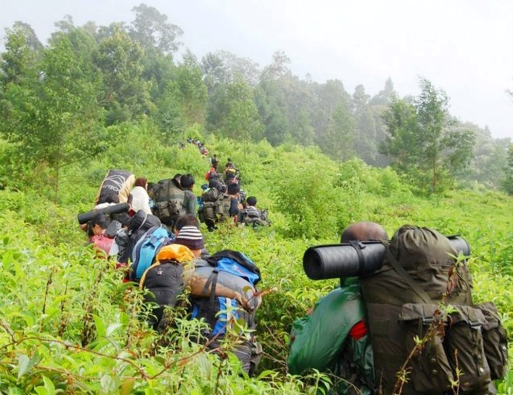 ‘Gunung Bidadari’ dengan Trekking Ekstrem