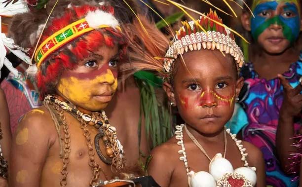 Perbedaan Suku Papua Nugini dan Papua Barat, Salahsatunya Soal Ini!