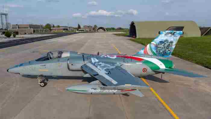 Berusia Uzur, Angkatan Udara Italia Resmi Pensiunkan Jet Tempur Ringan AMX