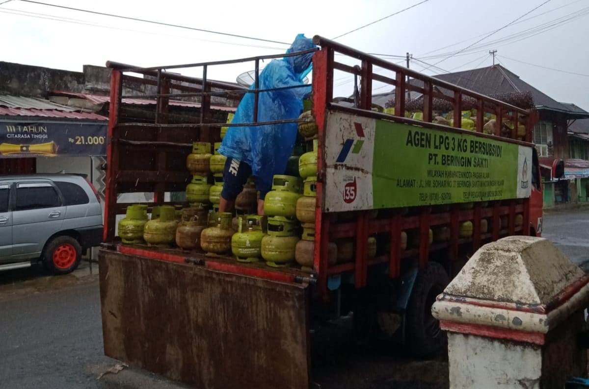 Masalah Pendistribusian Gas LPJ 3 Kg di Kota Pagaralam Berhasil Diatasi Usai Rapat RDP