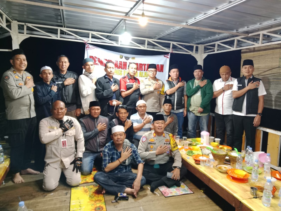 Bukber Dengan Jurnalis, Kapolres : Miliki Peran Strategis Penyampai Informasi Edukatif