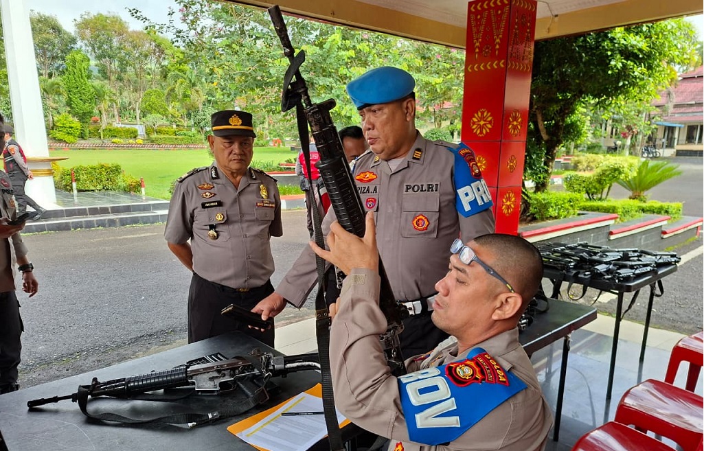 Propam Polda Sumsel Periksa Senpi Dinas di Polres Pagar Alam