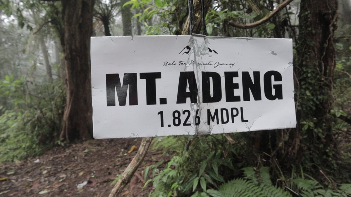 Melihat Lebih Dekat Keunikan Gunung Adeng, Destinasi Cantik di Tabanan yang Wajib Dikunjungi!