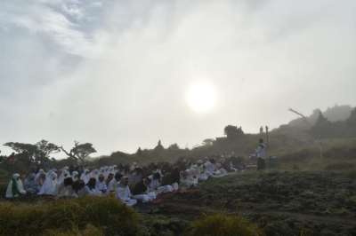 Mengungkap Kebenaran Dibalik Tradisi Naik Haji di Gunung Bawakaraeng, Budaya atau Ritual? Simak Disini!