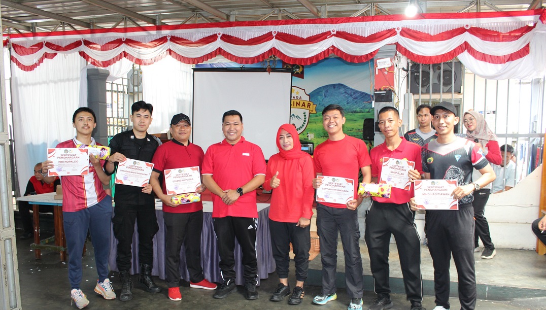 Meriahkan HUT Ri ke-80, Bagi-bagi Hadiah Lomba Bersama WBP di Lapas Pagar Alam