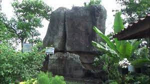 Berjarak 19 KM dari Bondowoso, Simak Kehebatan Situs Megalitik Terbesar di Indonesia Ini!