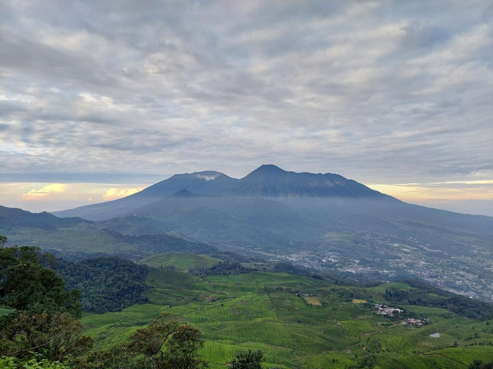 Memiliki Potensi Keindahan Pegunungan Pertanian yang Melimpah, Inilah Wisata di Cianjur Selain Gunung Padang