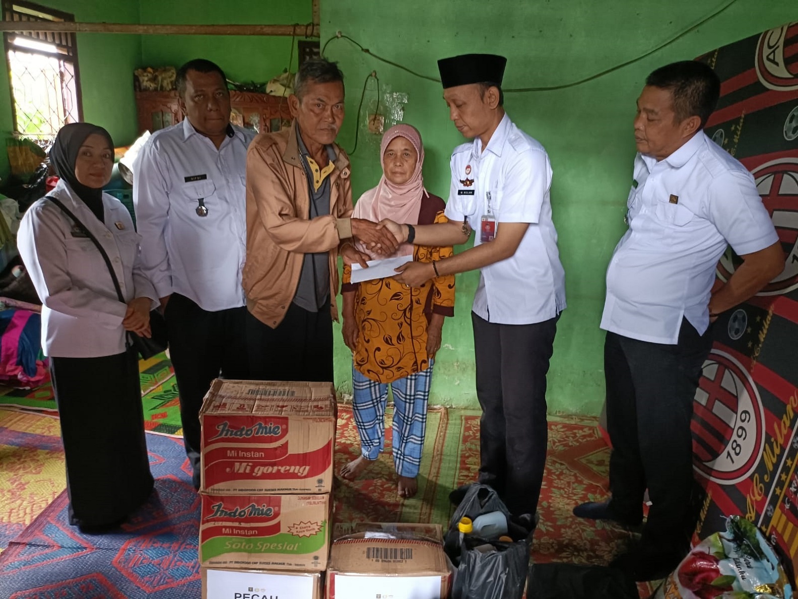 Lapas Pagaralam Bergerak Cepat, Salurkan Bantuan untuk Korban Kebakaran di Cawang Baru