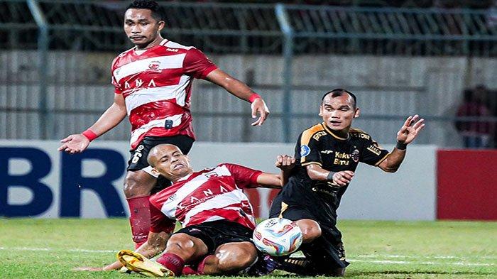 Liga 1 : Usai Benamkan Persija, Madura United Puncaki Klasemen!