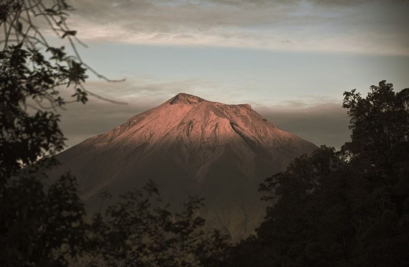 Gunung Kerinci Indah Atau Menyeramkan? 5 Misteri Ini Akan Menjadi Jawabanya!