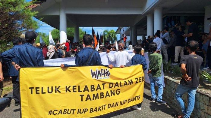  Bangka Belitung Berontak, Masyarakat dan Walhi Tuntut Perlindungan dari Dampak Buruk Tambang Timah