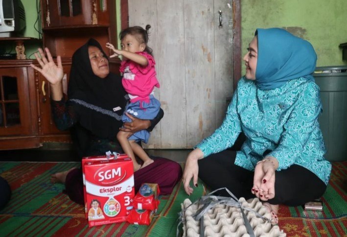 TP-PKK Kota Pagaralam Meluncurkan Program Peduli Stunting Sekaligus Salurkan Makanan Tambahan