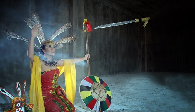 Ilmu Gaib dan Kekuatan Spiritual Suku Dayak, 5 Rahasia Tanah Kalimantan Terkuak