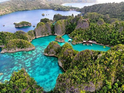 Temukan 7 Keajaiban Wisata Eksotis di Papua Barat yang Tersembunyi 