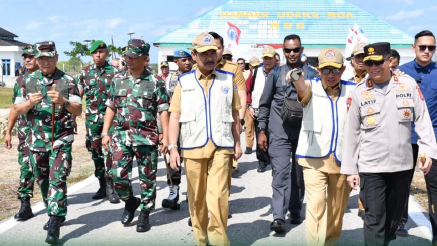 Pangdam Pattimura Dampingi Kunker 2 Menteri Crosscek Keamanan di Gerbangdutas Maluku