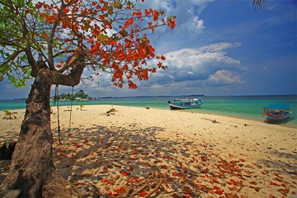 Rekomendasi 7 Wisata Di Bangka Belitung buat Liburan Tahun Baru, Simak Selengkapya Disini!