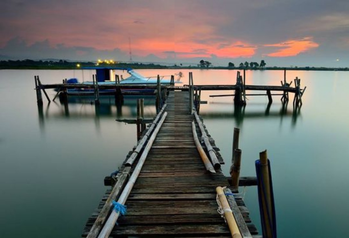 Reklamasi, Nelayan, dan Misteri,  Cerita di Balik Pantai Marina Semarang