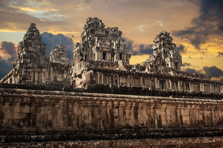 Menggali Sejarah Kesultanan Langkat: Dari Kekuatan Politik hingga Warisan Budaya