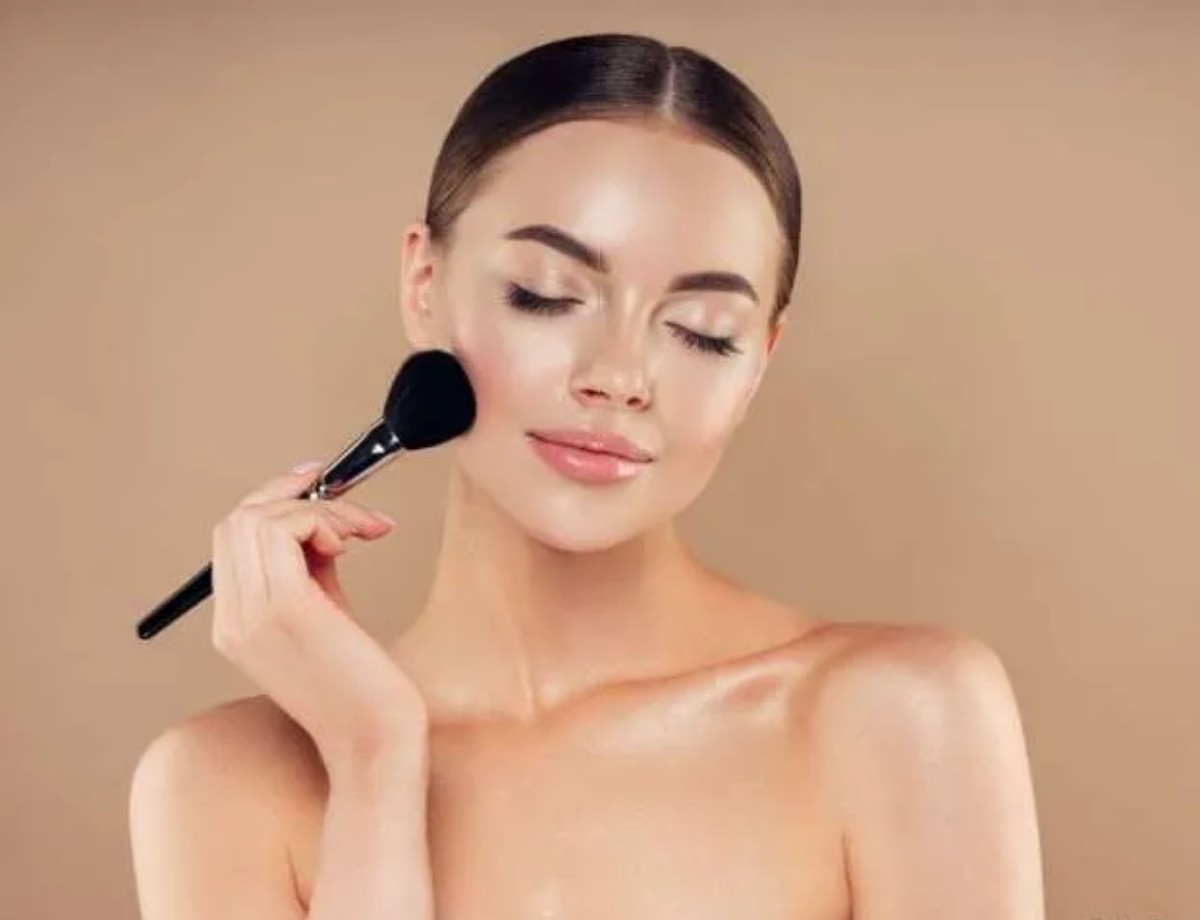 Ingin Foundation Mulus dan Natural? Coba 5 Tips Ampuh Ini!