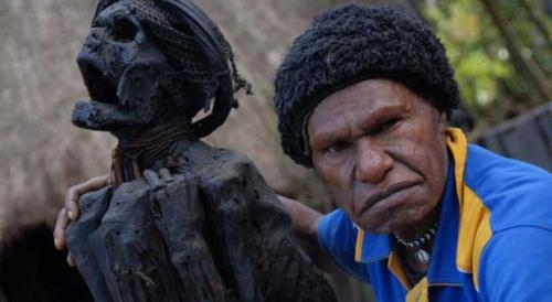 Menjelajahi Keabadian, Mengungkap Makna dalam Tradisi Pengawetan Mumi Panglima Perang di Suku Dani Papua