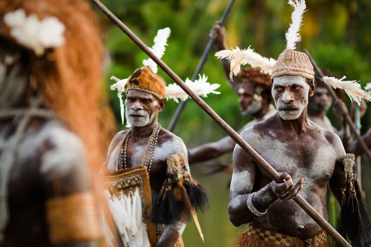 Suku Papua yang Masih Kental Karena Tradisi yang Dimilikinya!