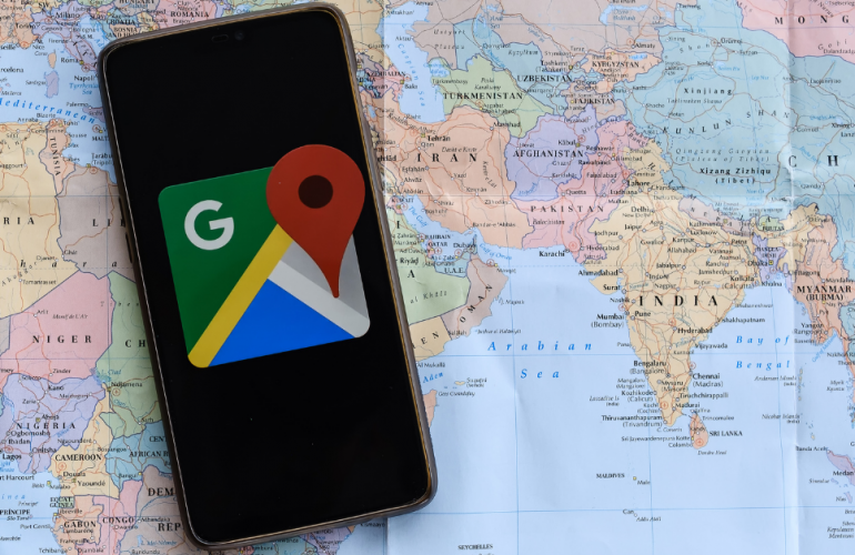 Navigasi Kota yang Lancar, Lensa oleh Google Maps Mempermudah Eksplorasi