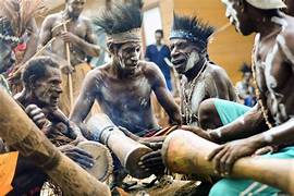 Unik dan Aneh Tradisi Ritual Dari 5 Suku Indonesia Ini Bikin Penasaran! Yuk Simak Penjelasannya Disini