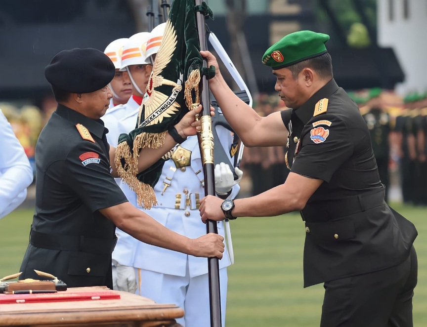 Tongkat Estafet Kasad Berpindah, Jenderal TNI Maruli Simanjuntak : Pastikan Netralitas TNI AD Pada Pemilu 2024