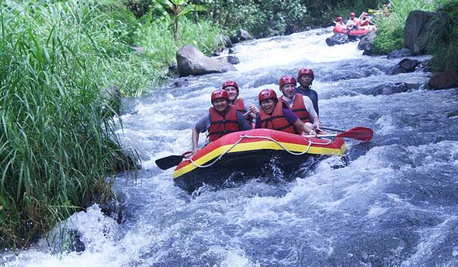 Sensasi Arung Jeram Sungai Kaliwatu, Wisata Petualangan Wajib Dikunjungi Saat Berada di Malang