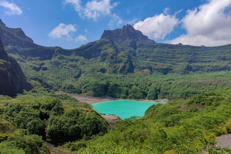 Misteri Legenda Bersejarah Gunung Kelud, Ternyata Ini Kisahnya!