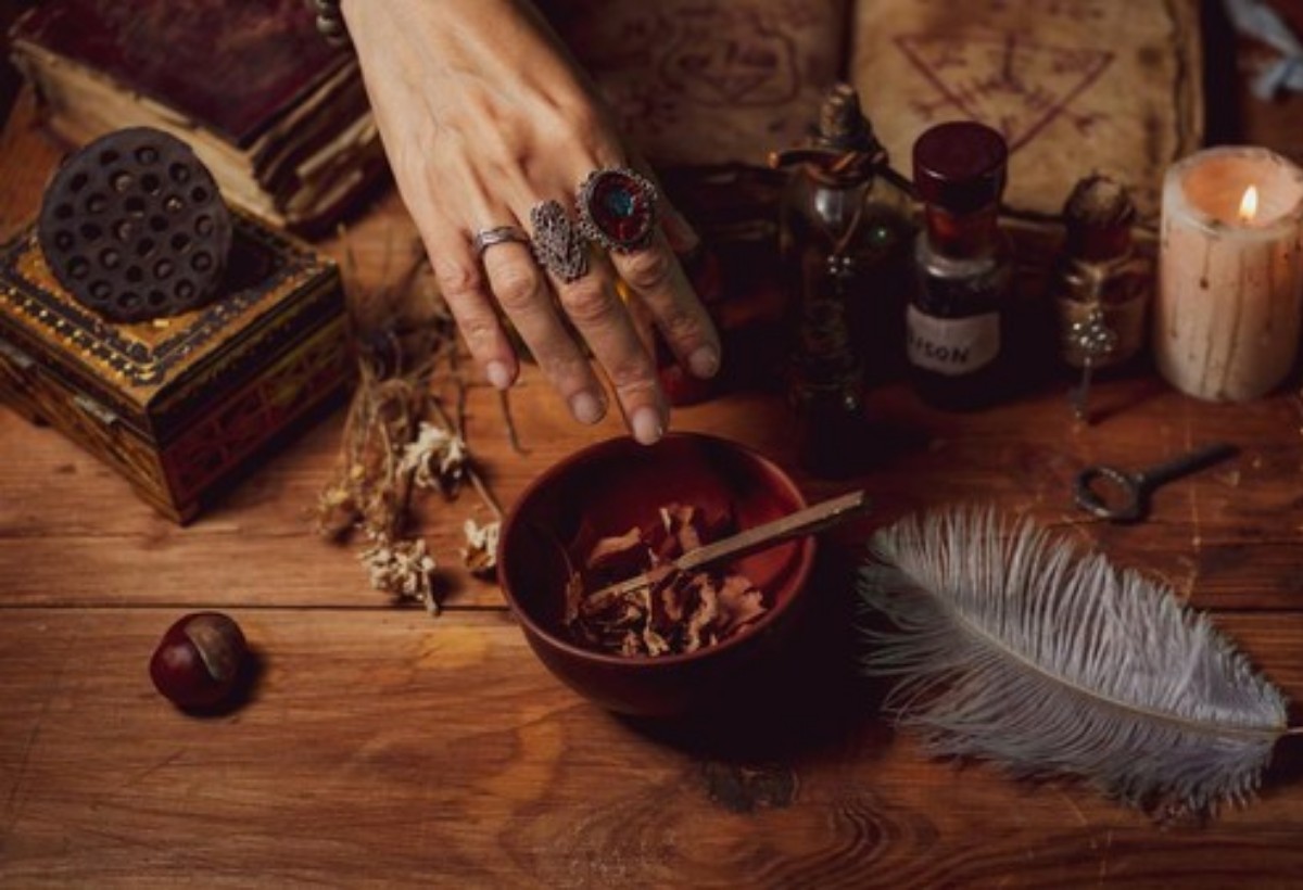 Keajaiban atau Ketakutan? Ilmu Hitam Suku Kaili yang Tak Terungkap!