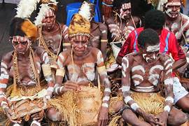 Luar Biasa, Indonesia Kaya Akan Budaya, Termasuk Suku Ini Malam Pertama Pernikahannya Bikin Mingkem!