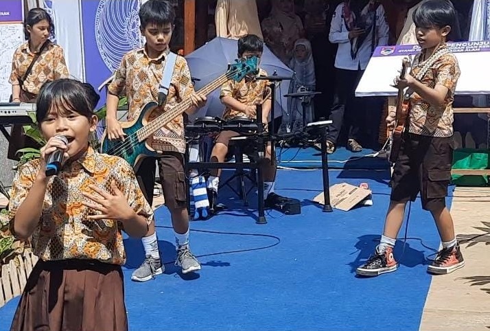 Tampil Memukau di Besemah Expo, Begini Skill Musik Siswa SD Xaverius Pagar Alam