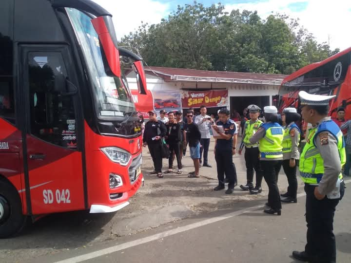 Temukan Bus Tak Layak Jalan, Satlantas Gelar Ramp Check Angkutan Mudik Nataru 2024