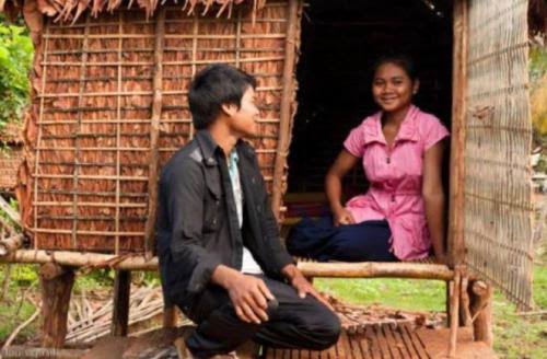 Lain Dari yang Lain? Inilah Tradisi Berhubungan Dalam Pernikahan Suku-suku Di Indonesia