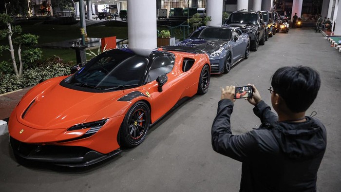 Deretan Mobil Mewah yang Disita dalam Kasus Suap Hakim Terkait Vonis Lepas CPO