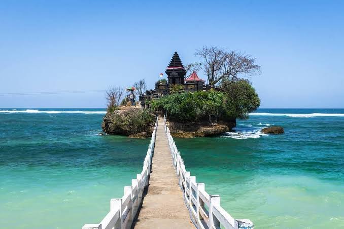 Rekomensasi 5 Tempat Wisata di Jawa Timur yang Lagi Hits dan Populer