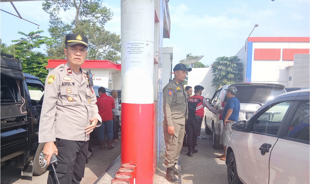 Polsek Pagar Alam Selatan Awasi Pengisian BBM Subsidi Tanpa Barcode