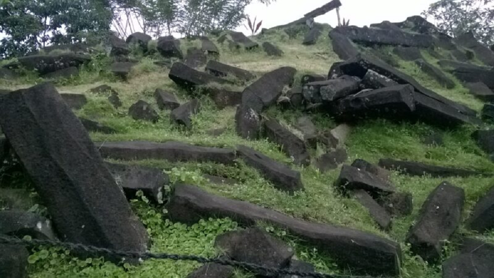 Koin Kuno dari Masa Lampau Terkuak di Situs Gunung Padang, Menggali Rahasia Abad ke-52 SM!