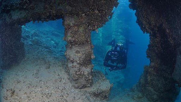 Gegerkan Para Arkeolog, Inilah Temuan Luar Biasa Desa Kuno di Dasar Danau di Albania 