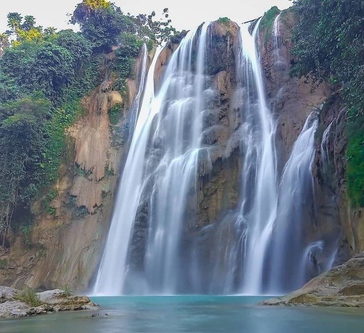 Yakin Berani Kesini? inilah 6 Air Terjun Paling Mistis di Indonesia 