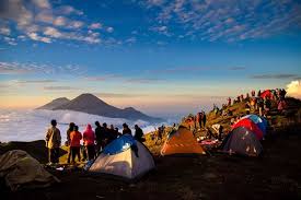 Wisata Gunung Prau, Menikmati Alam yang Menakjubkan di Dataran Tinggi Dieng 