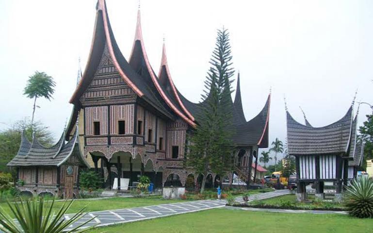 Habiskan Liburanmu dengan Berkunjung ke Padang Panjang yang Suguhkan Banyak Wisata Cantik