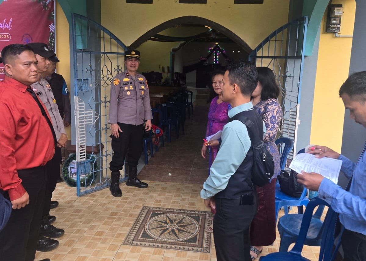 Polsek Pagar Alam Selatan Pastikan Natal Jemaat HKBP Aman dan Khidmat