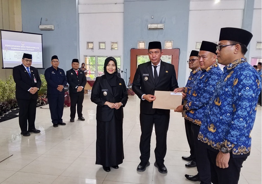 Walikota Lantik 441 Tenaga Administrator, Pengawas dan Fungsional   