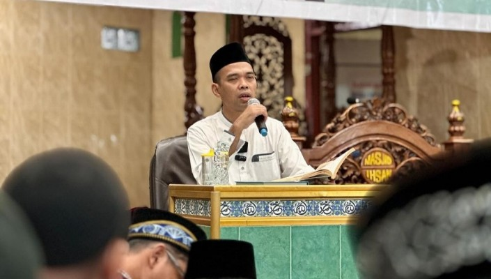 Menemukan Ketenangan: Mengapa Kita Harus Kembali ke Masjid? Ini Kata Ustadz Abdul Somad