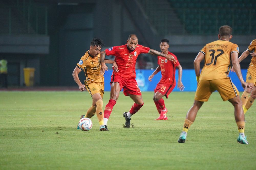 Baru Debut Bersama Macan Kemayoran, Gustavo Almeida Bikin Thomas Doll Kecewa Karena Cidera!