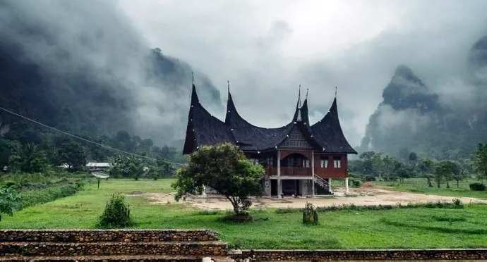 Liburan Asyik Bareng Keluarga di Padang, Dijamin Bakal Bikin Gak Pengen Pulang 