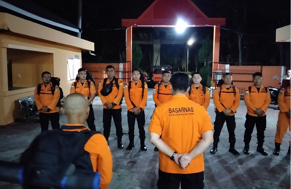 15 Personel SAR Palembang Diterjunkan ke Sumatera Barat
